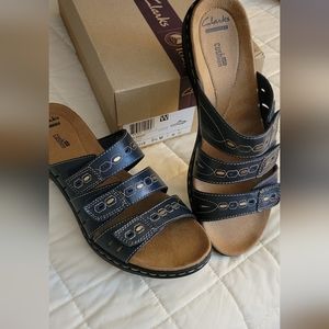 Ladies Clark Adjustable Sandals